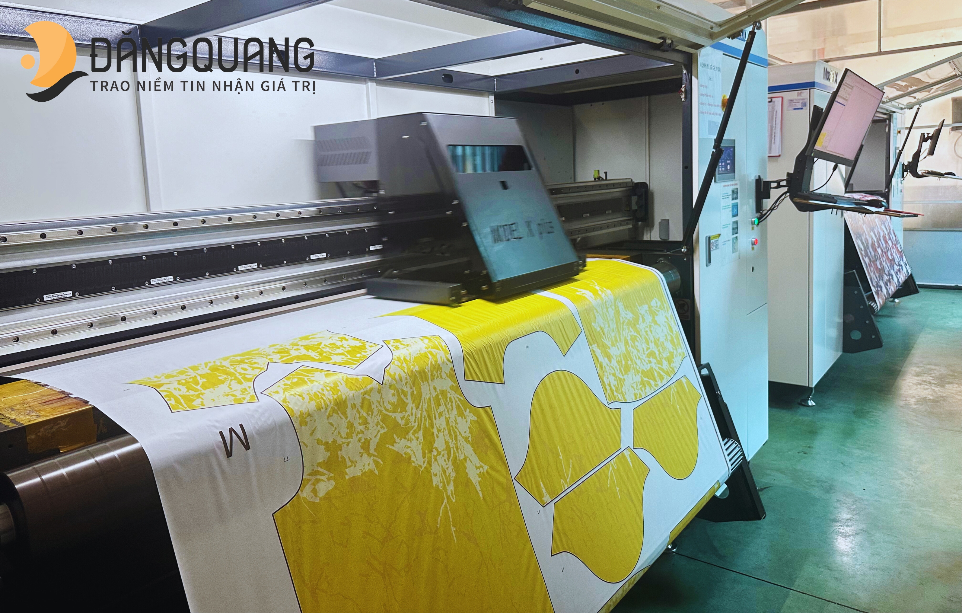 đồng phục giải chạy